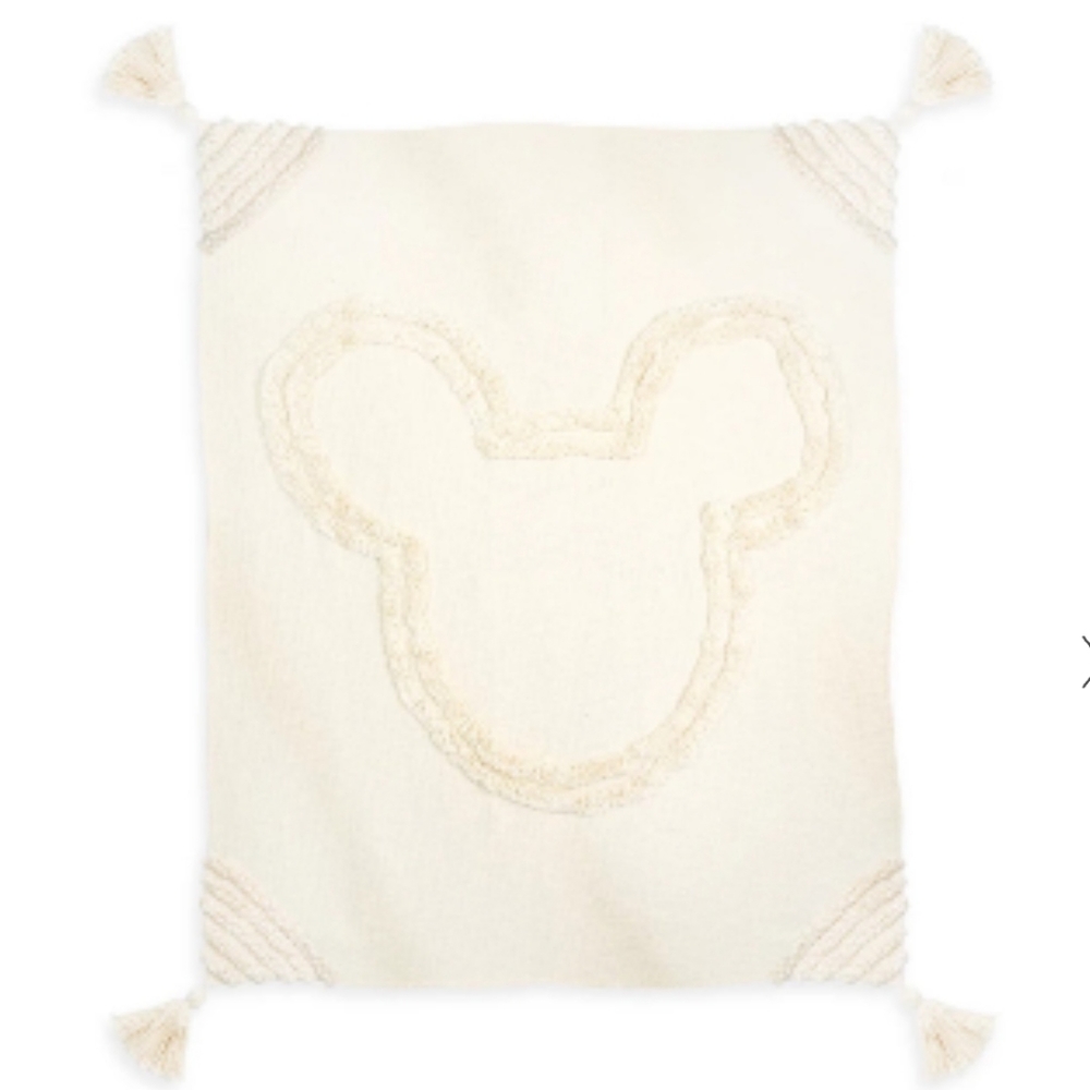 Disney | Mickey Mouse Tufted Throw